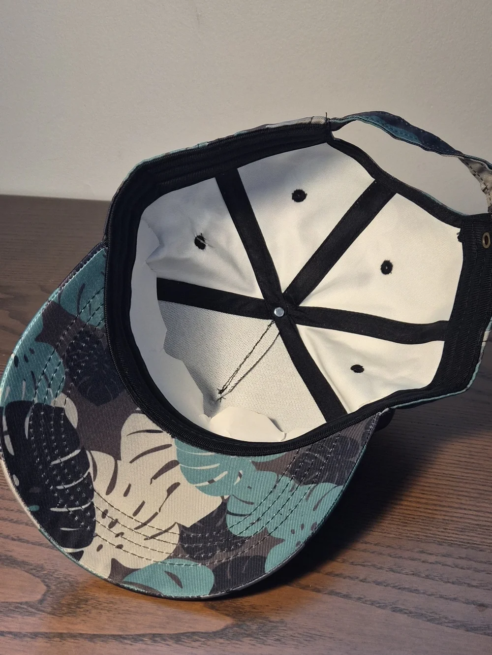 Workshop 28 Aloha Hawaii Monstera Adjustable Strapback Hat, NWT